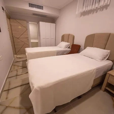 Aparthotel Huma Elite Hotel *